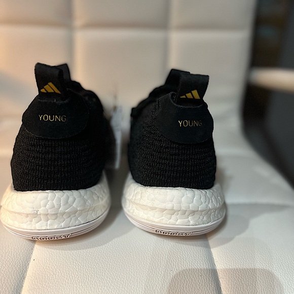 Adidas Trae Young 2.0 Super Villain ! Brand New ! 2022 - Picture 6 of 6